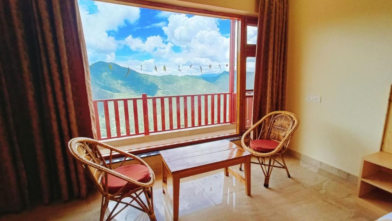 The Vintage Hill Village - Himalayan Boutique Resort Kanatal Extérieur photo