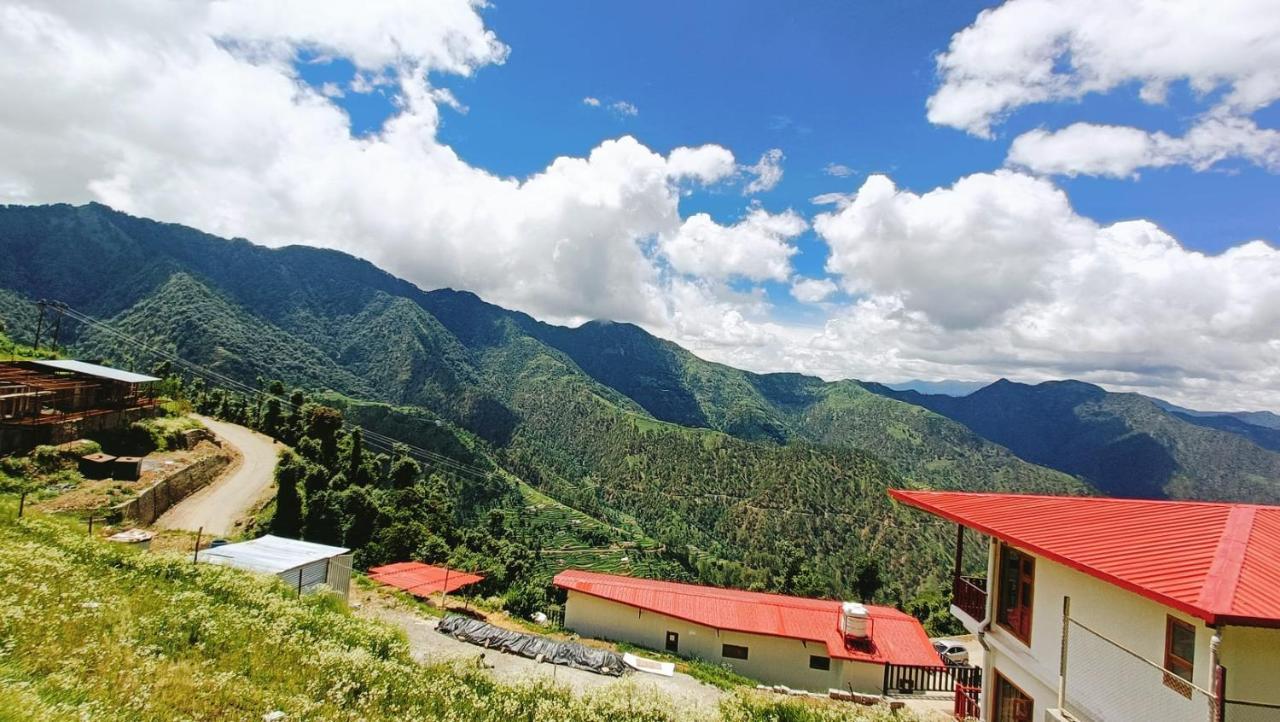 The Vintage Hill Village - Himalayan Boutique Resort Kanatal Extérieur photo