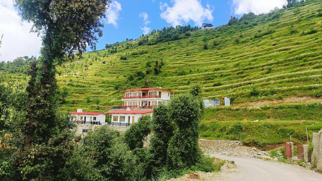 The Vintage Hill Village - Himalayan Boutique Resort Kanatal Extérieur photo