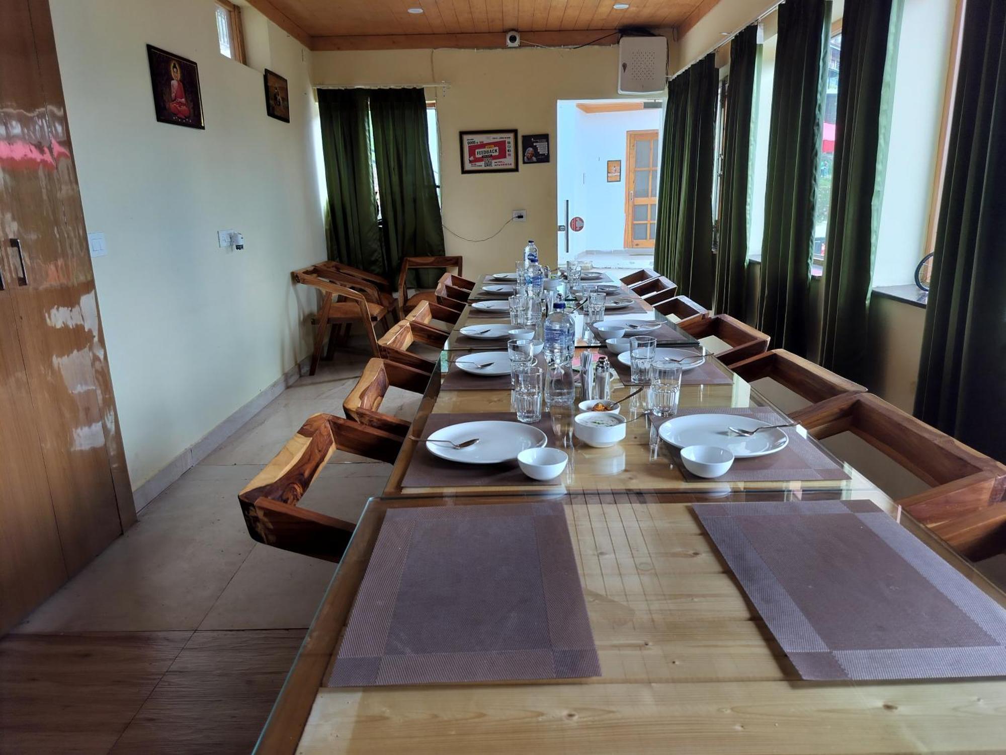 The Vintage Hill Village - Himalayan Boutique Resort Kanatal Extérieur photo